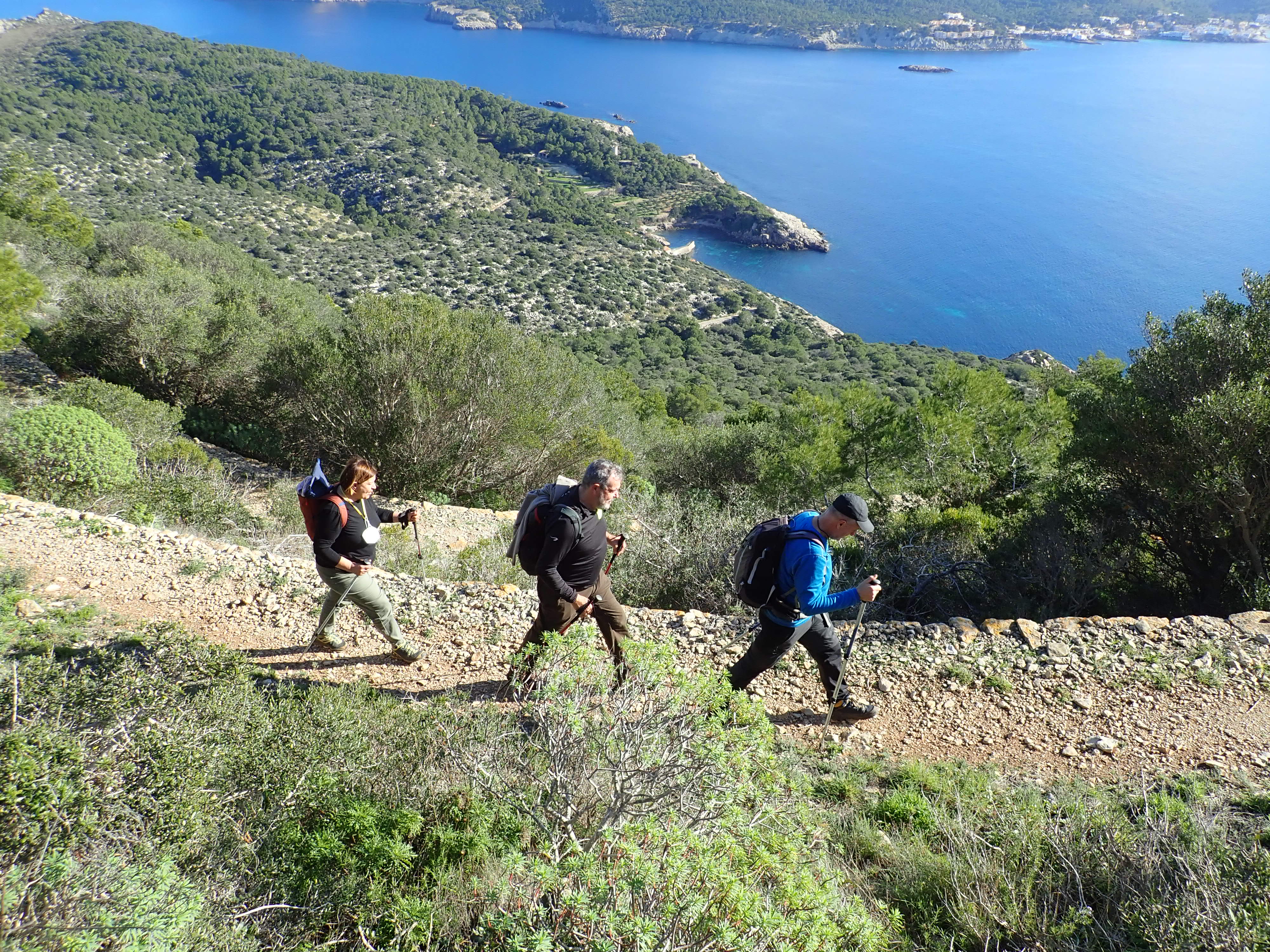 Camino al faro de Na Pòpia